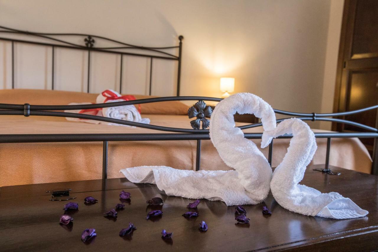 Agriturismo La Stragola Nicosia Ngoại thất bức ảnh